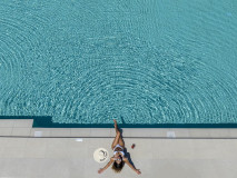 LuxuryBeachResort-Aerial_04