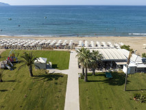 LuxuryBeachResort-Aerial_08