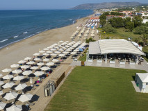 LuxuryBeachResort-Aerial_09