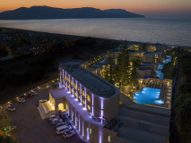 LuxuryBeachResort-NightAerial_05
